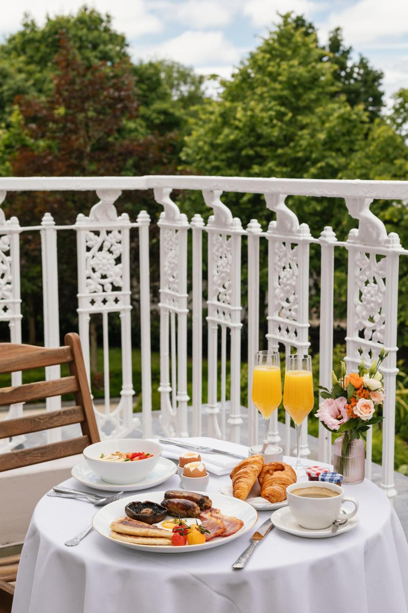 Tullyglass House Hotel 밸리미나 외부 사진